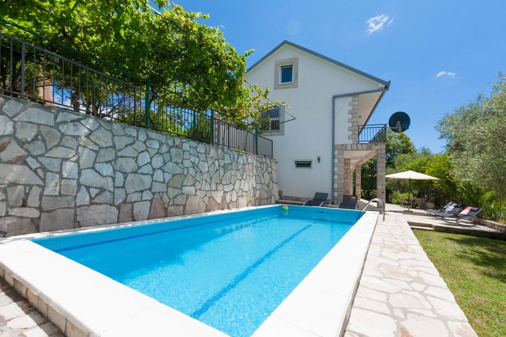 Olive Tree Villa Херцег Нови Екстериор снимка